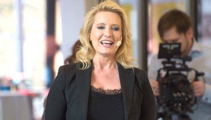 Claudia Kleinert Schlaganfall: Fakten zum Gerücht Claudia Kleinert Schlaganfall